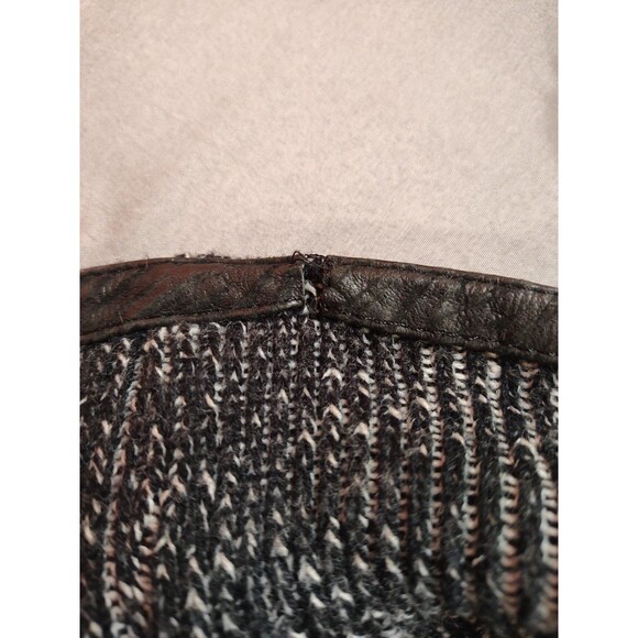 Men's Vintage Gabrielle Boxy Cardigan Sweater Black White Small - Picture 7 of 7